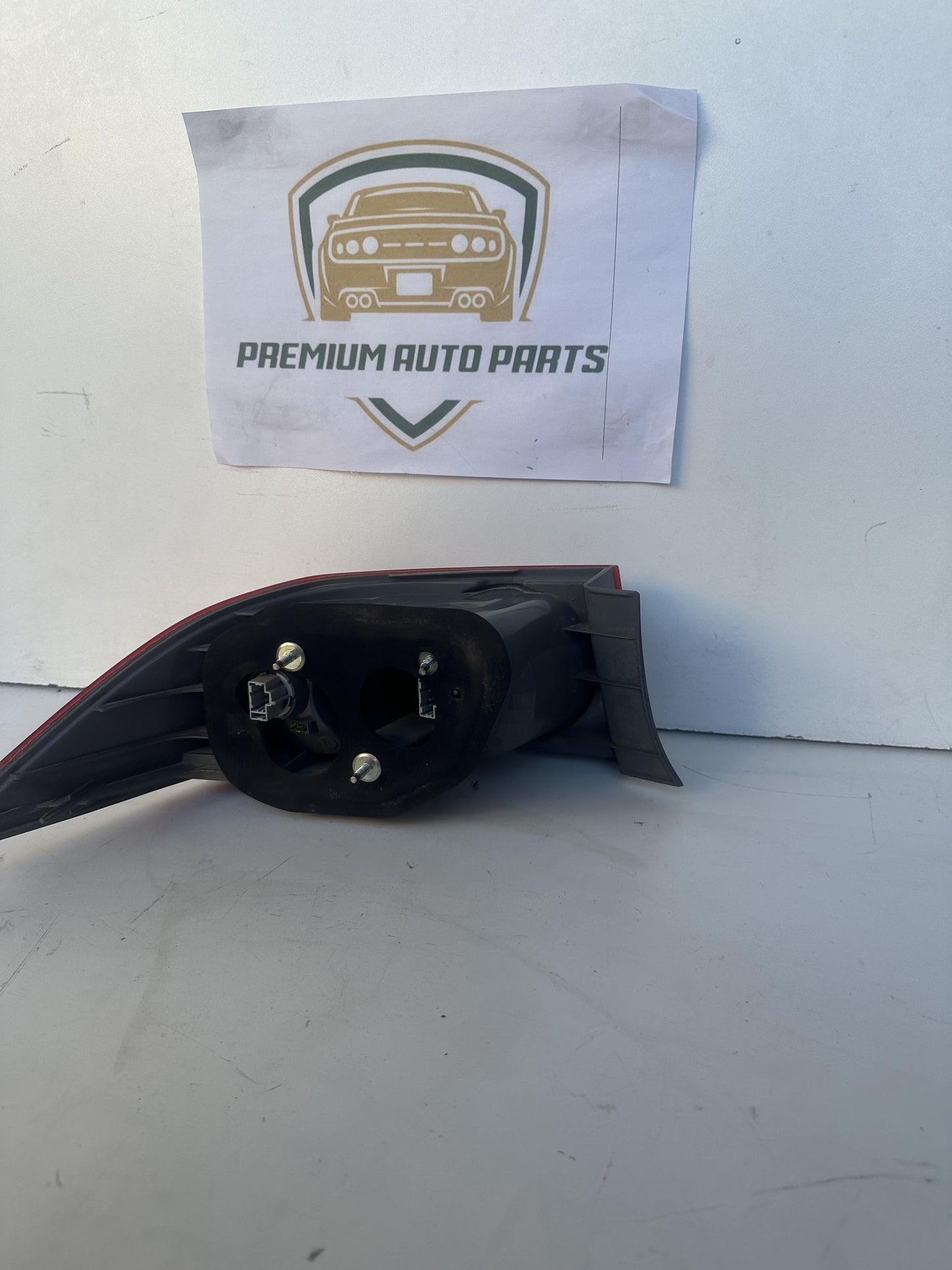 2004   Right Taillight