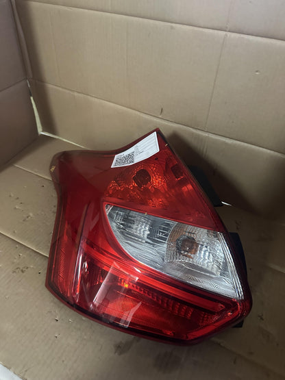 2012  III LW Left Taillight