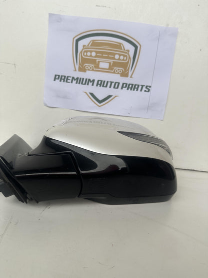 2010  B9 Left Door Mirror