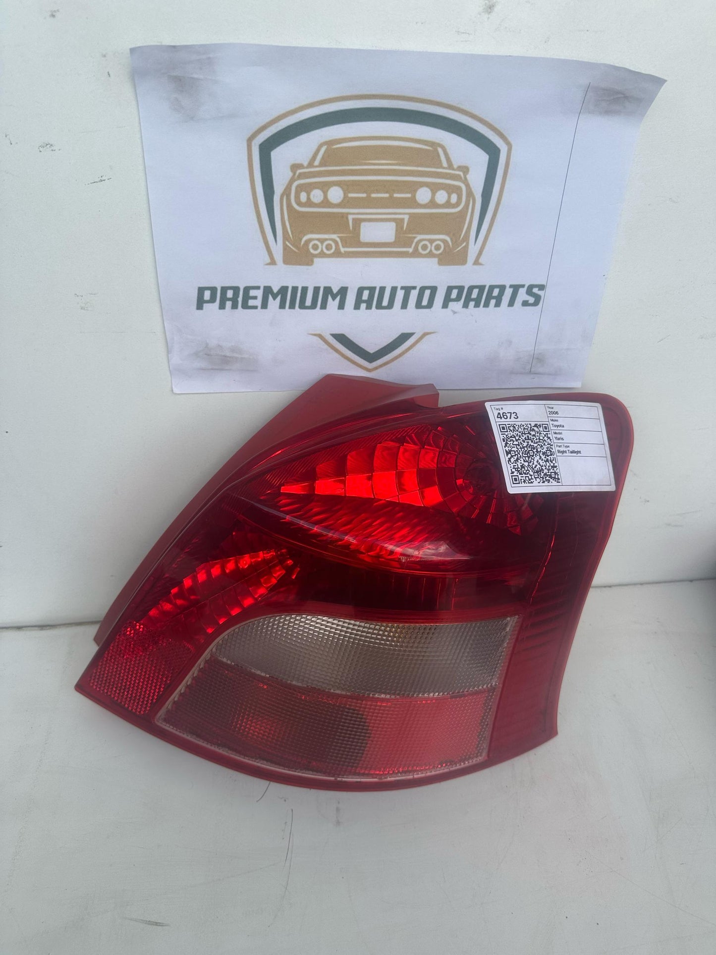 2006   Right Taillight
