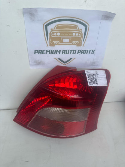 2006   Right Taillight