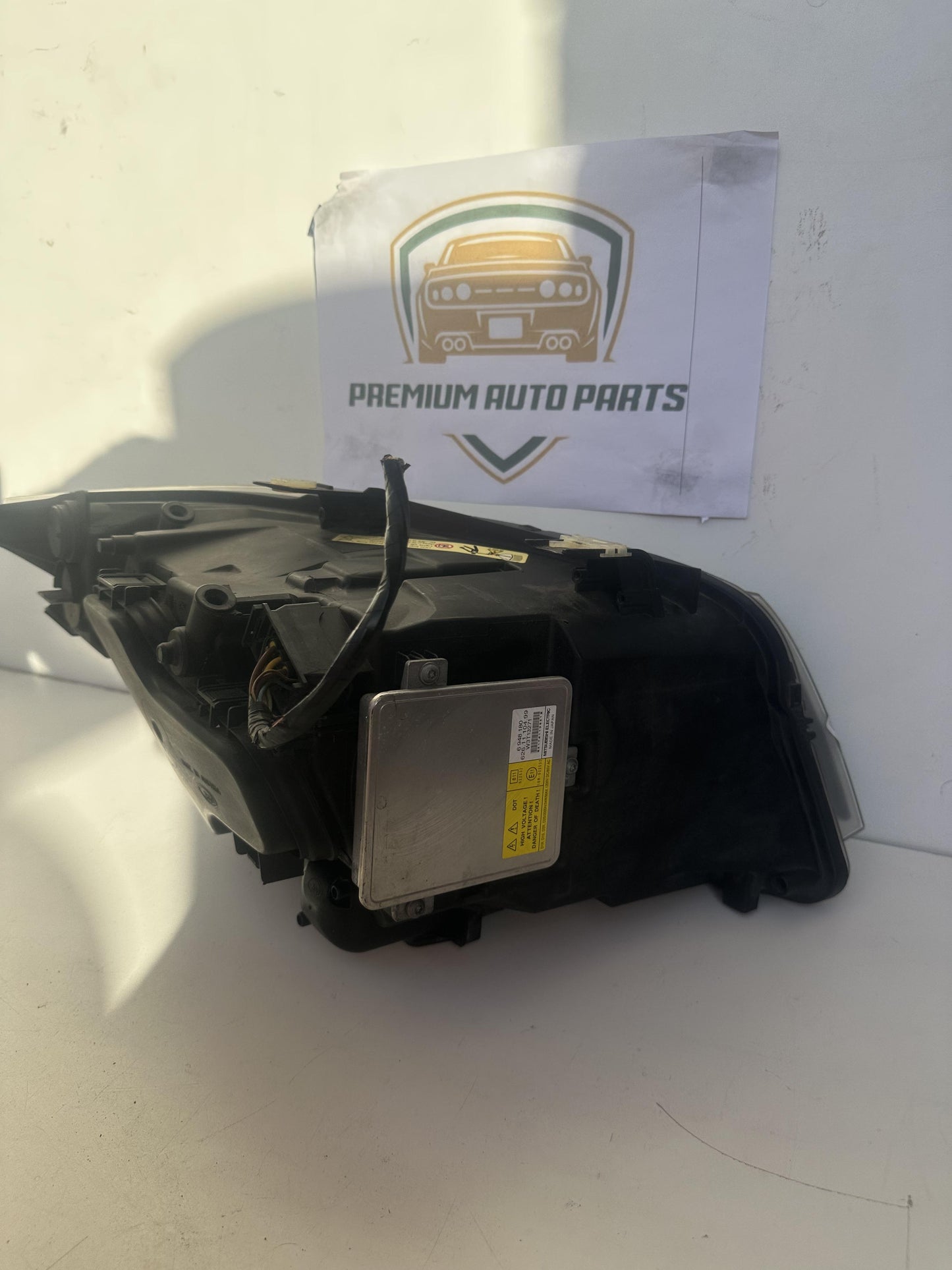E90 Left Headlight
