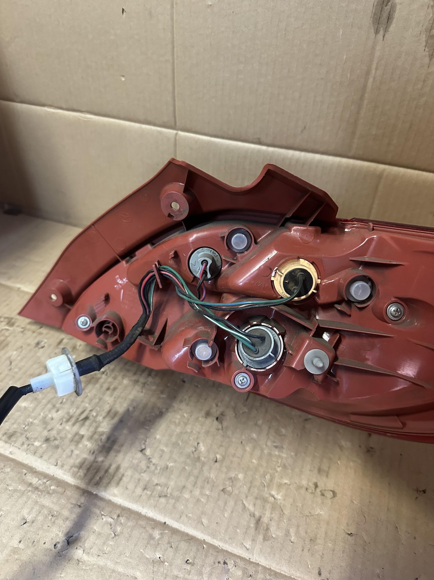 2010   Left Taillight