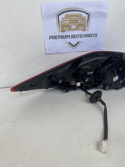 2018   Right Taillight