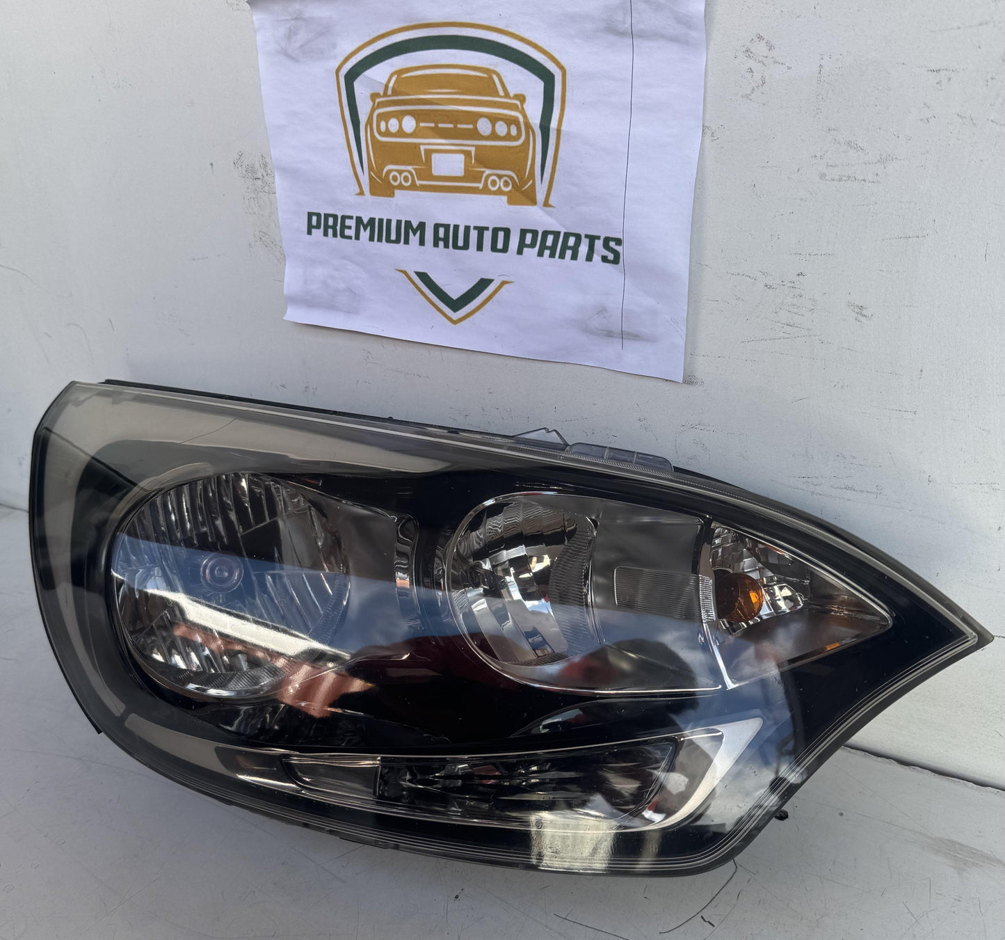 2015  UB Right Headlight