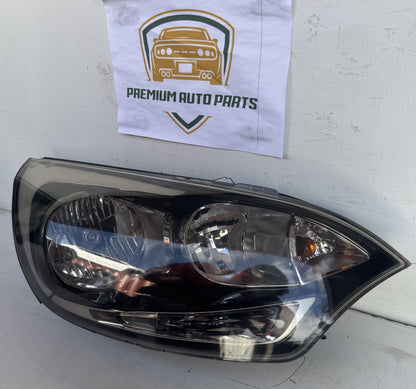 2015  UB Right Headlight