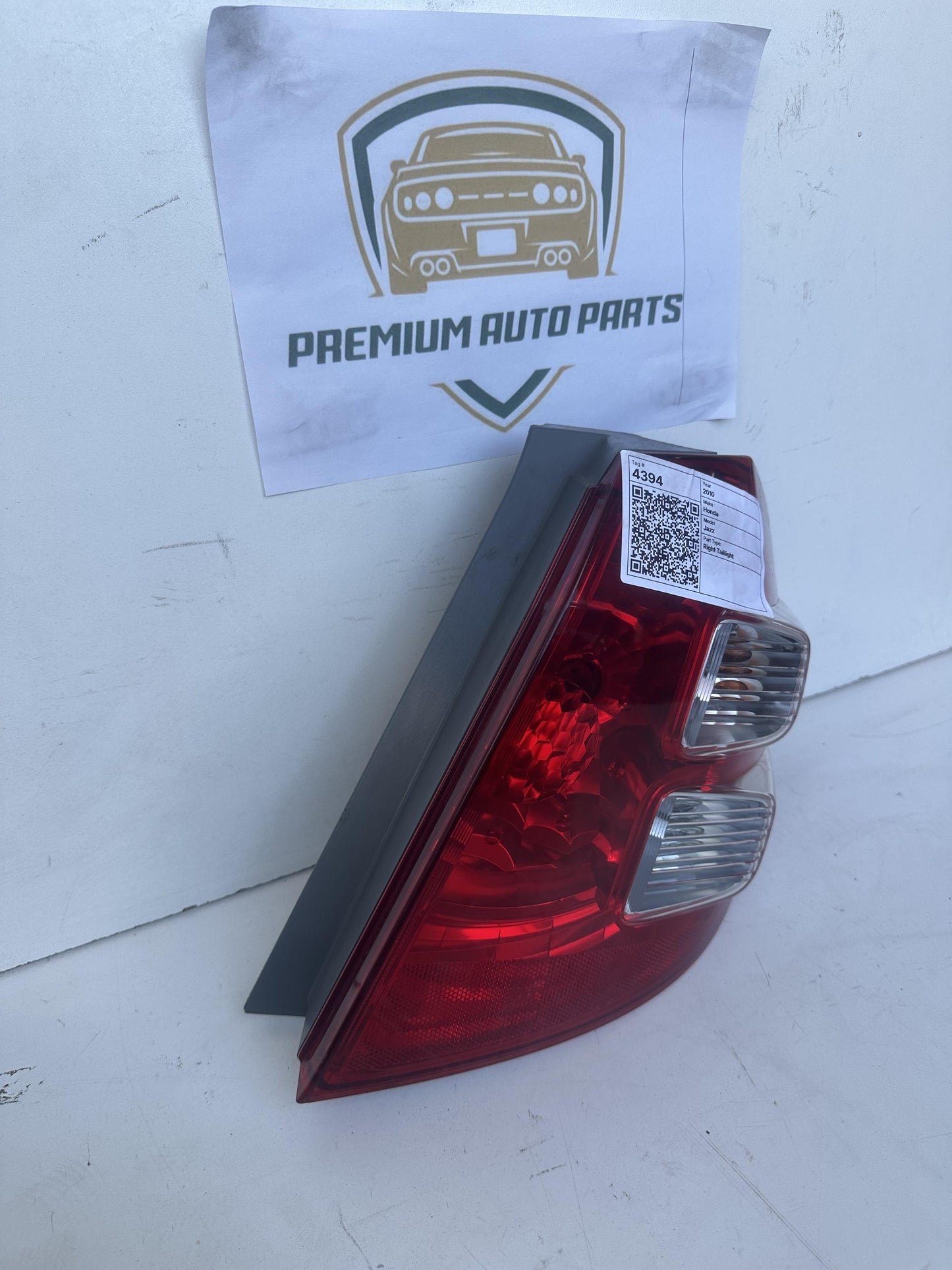 2010  GE Right Taillight