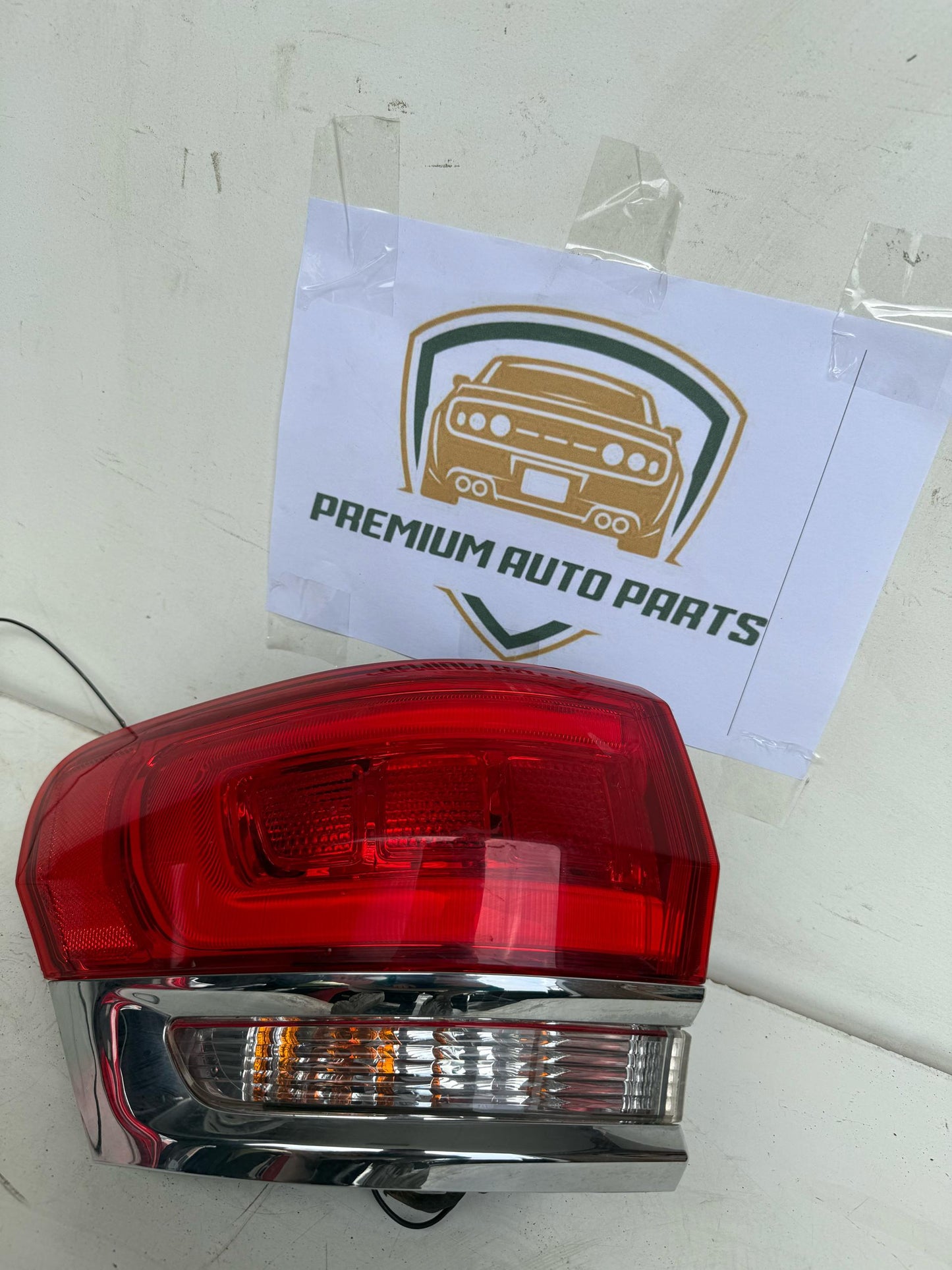 2018 Jeep Grand Cherokee Left Taillight