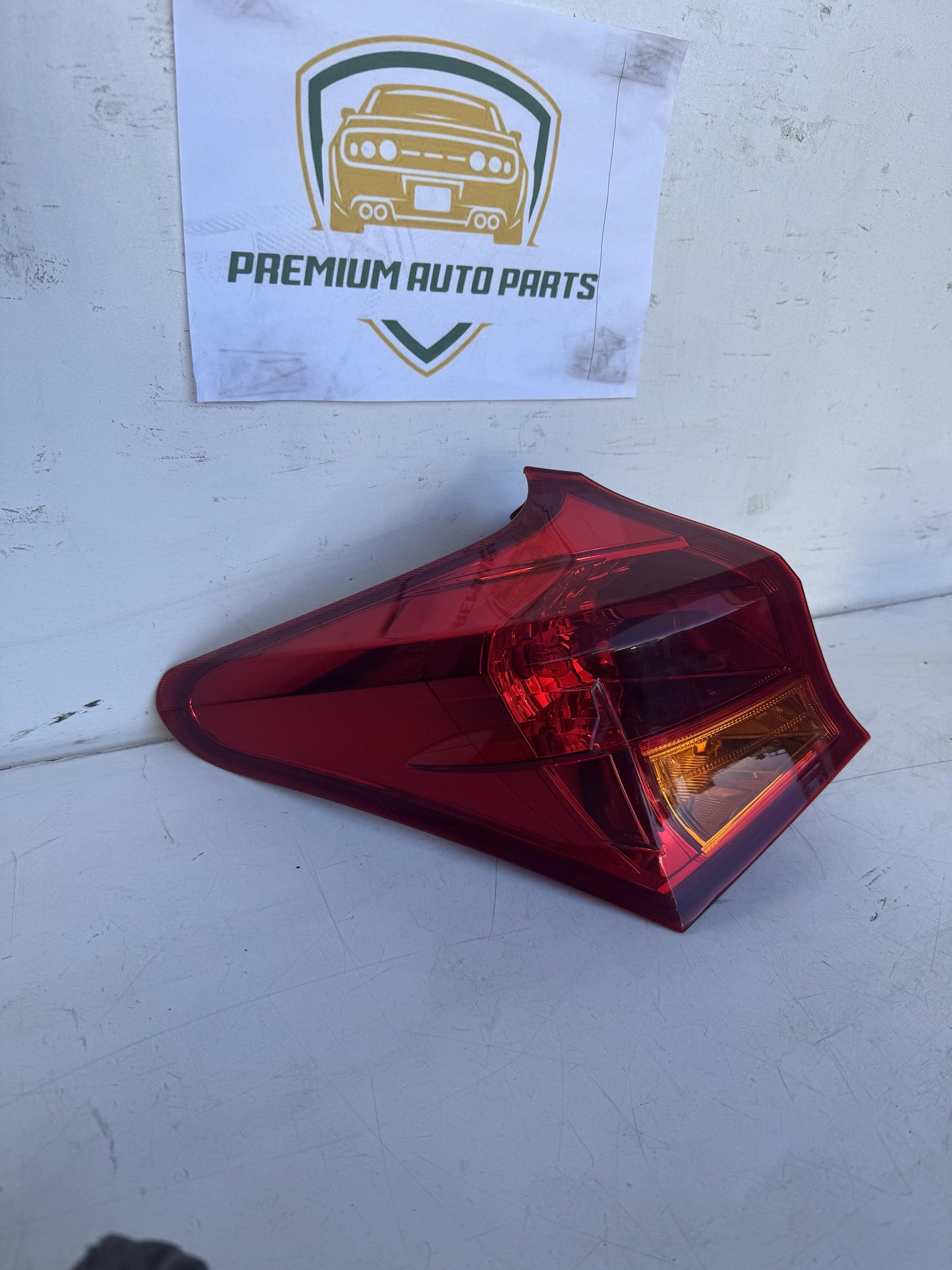 2014   Left Taillight