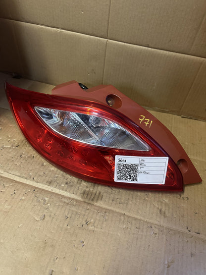 2010   Left Taillight