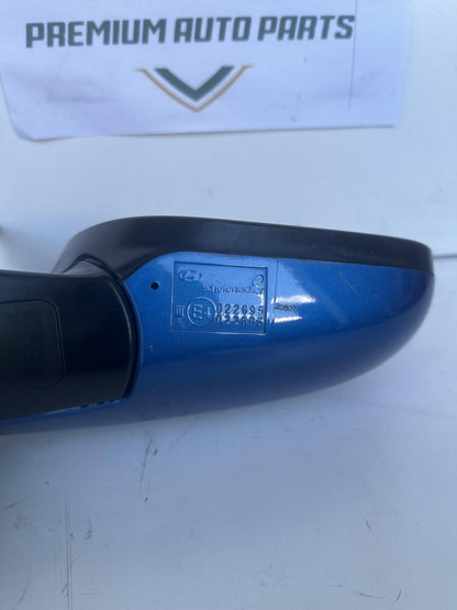 2011  GL(Middle-low grade) Right Door Mirror