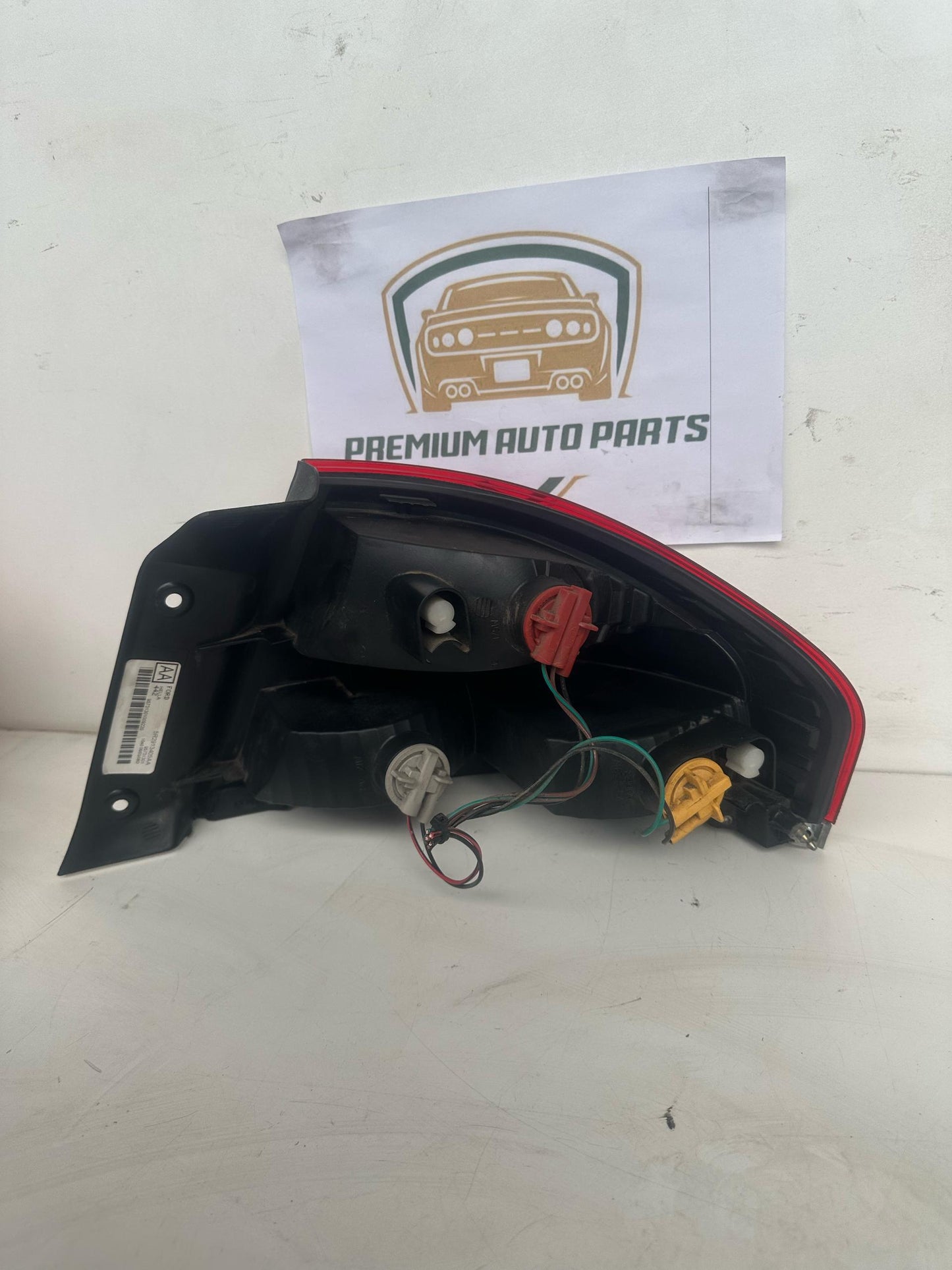 2006   Left Taillight