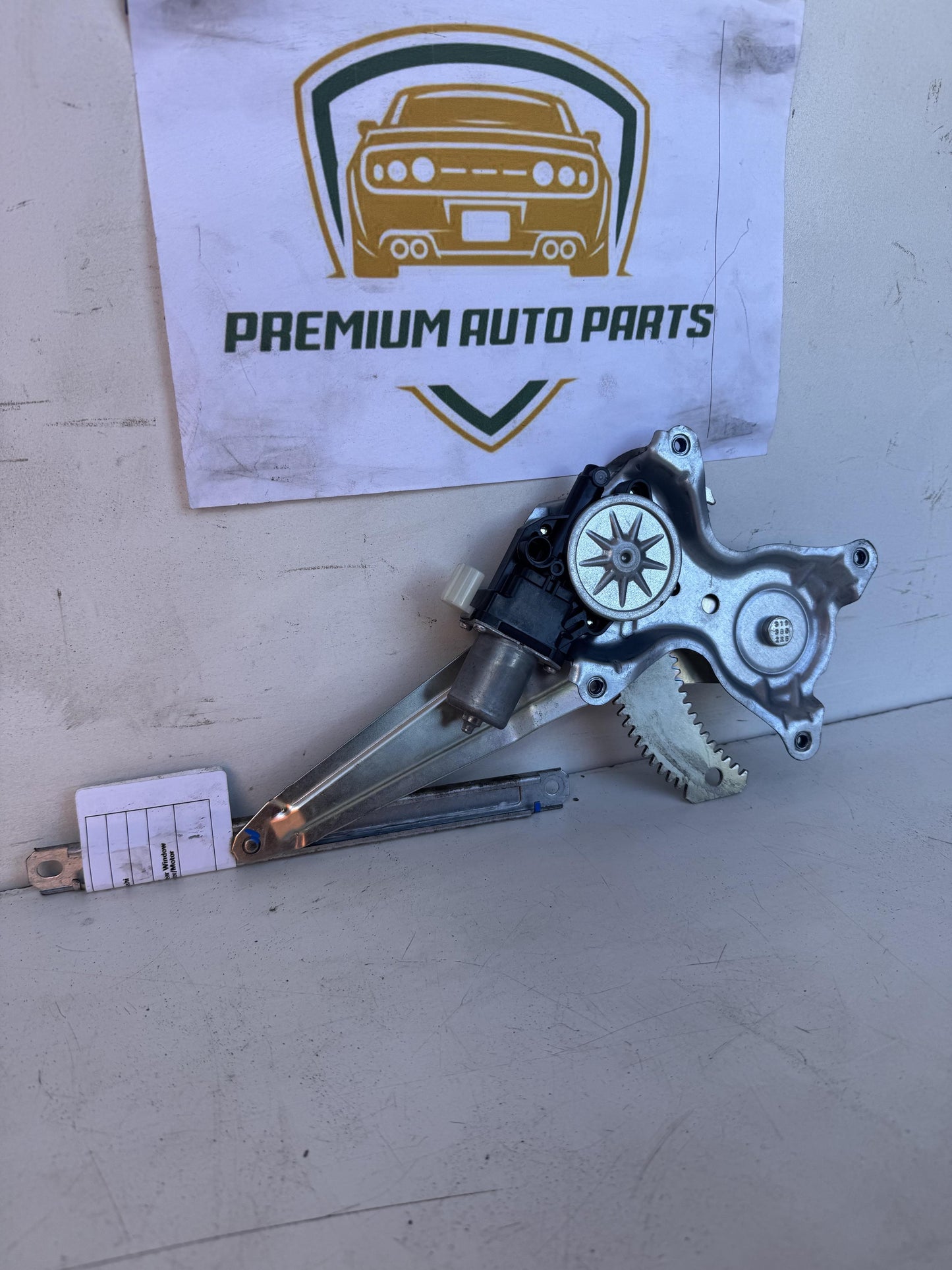 2023   Right Rear Window Regulator/Motor