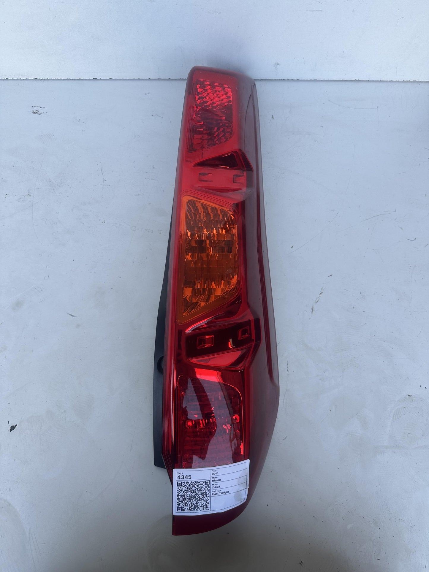 2013   Right Taillight