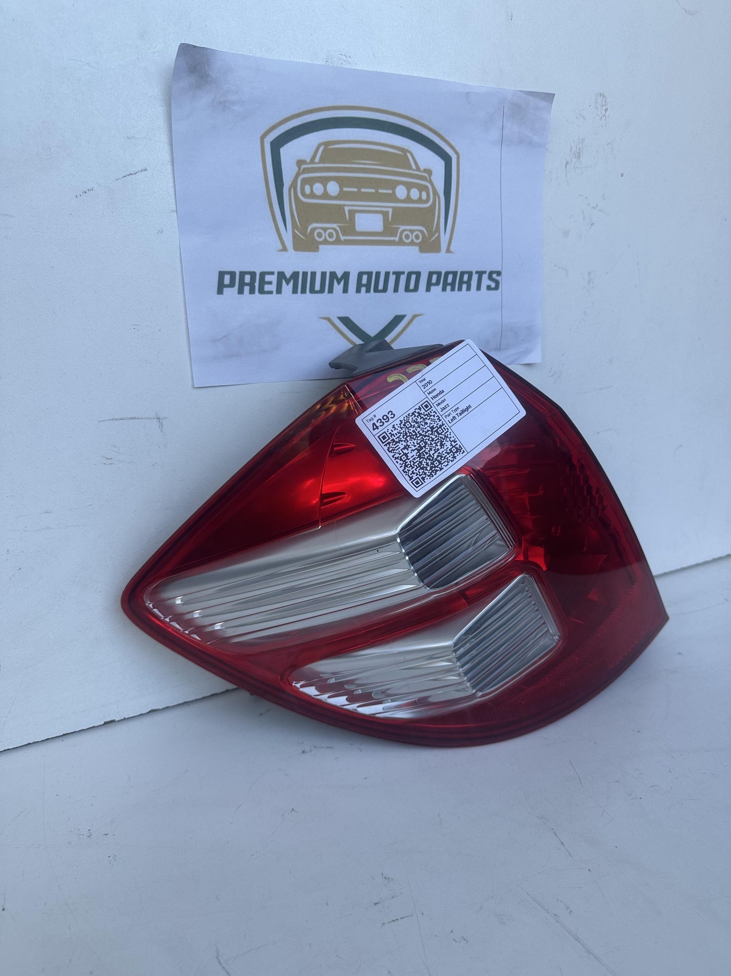 2010  GE Left Taillight