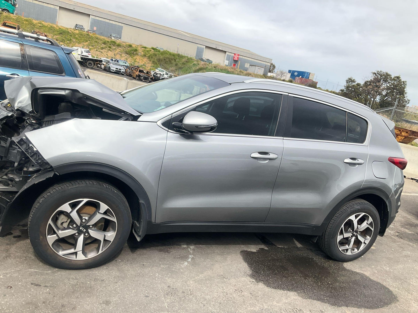 Kia 
Sportage