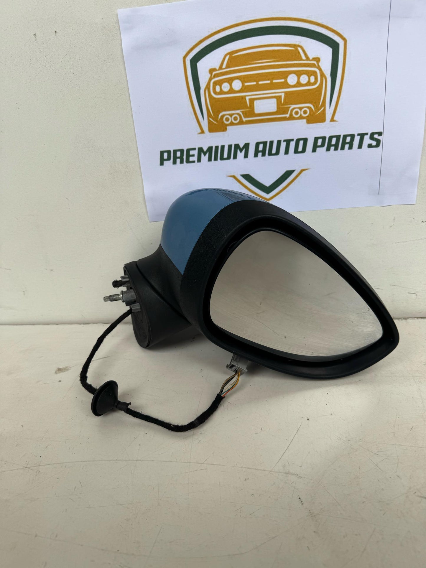2009   Right Door Mirror