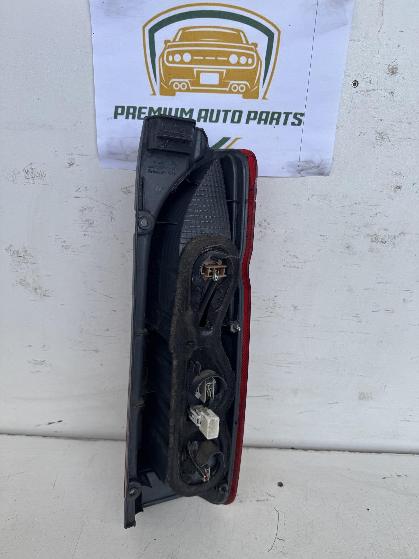 2007   Left Taillight