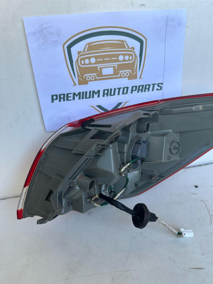 2014 Nissan Murano Left Taillight