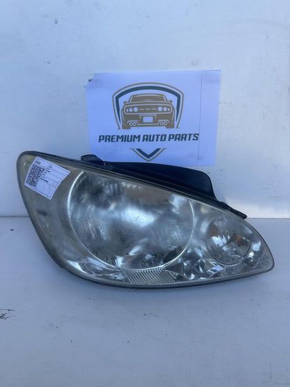 2006   Right Headlight