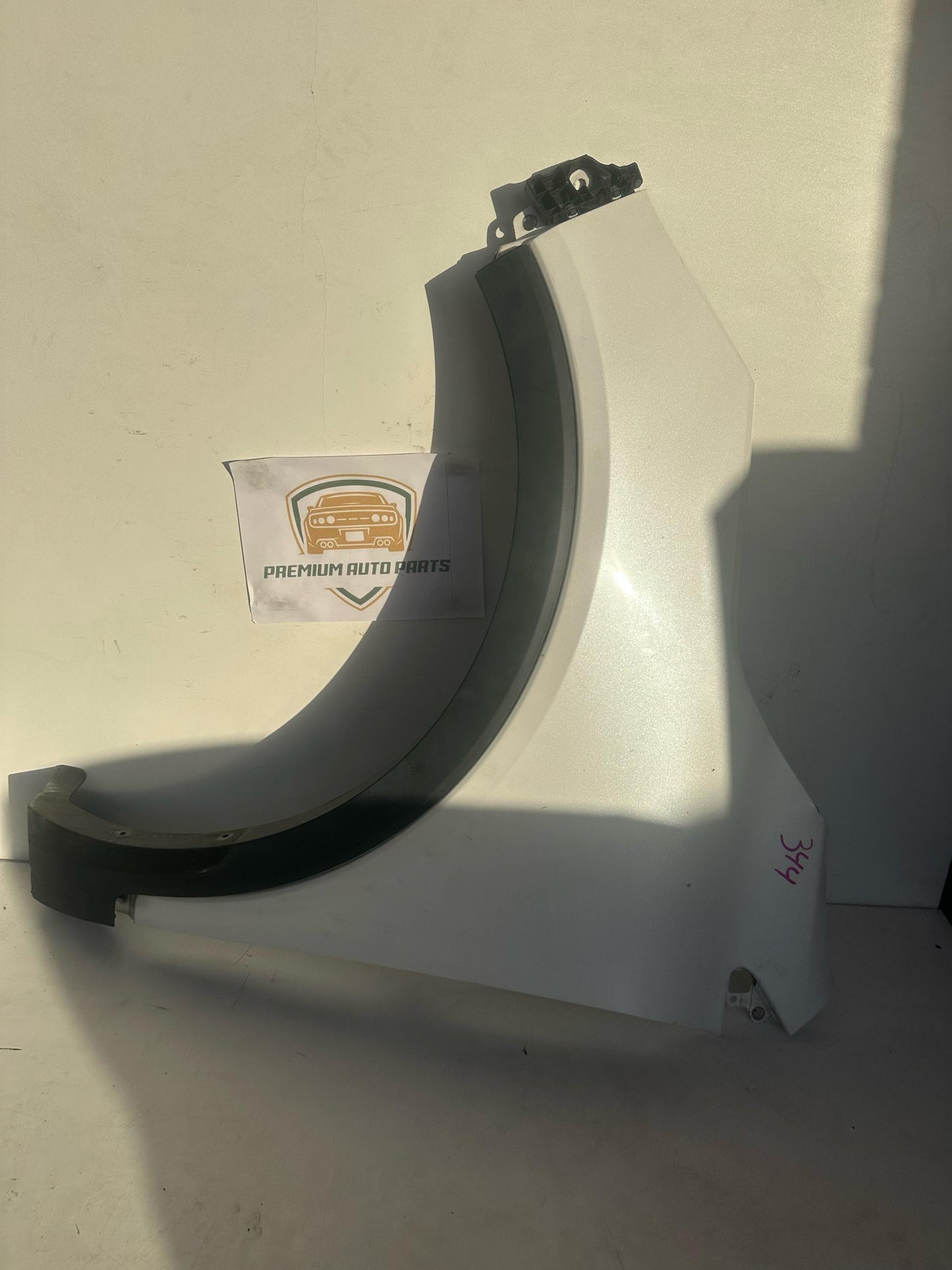 2016   Left Front Guard