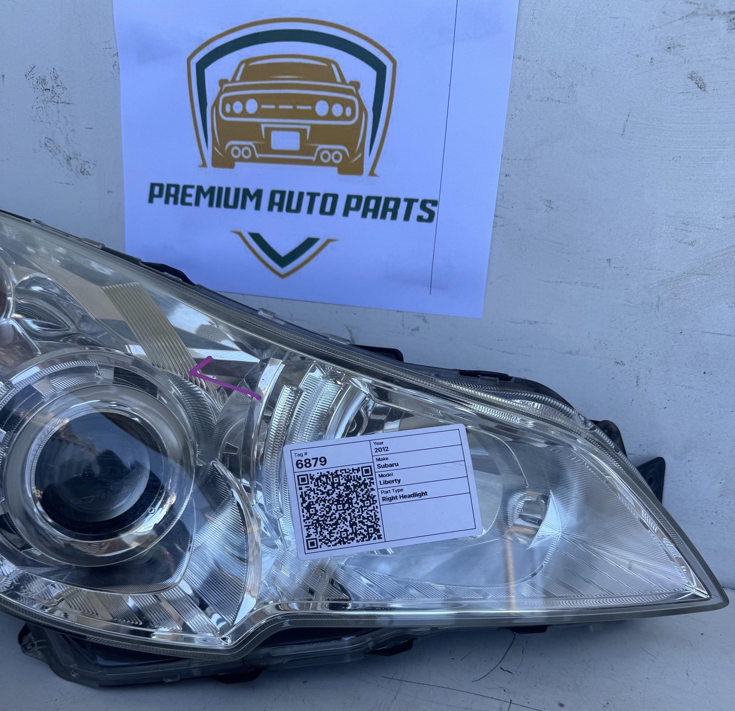 2012  V BM Right Headlight