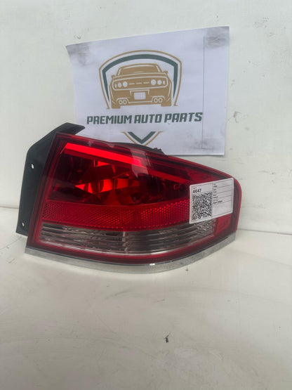 2006   Right Taillight