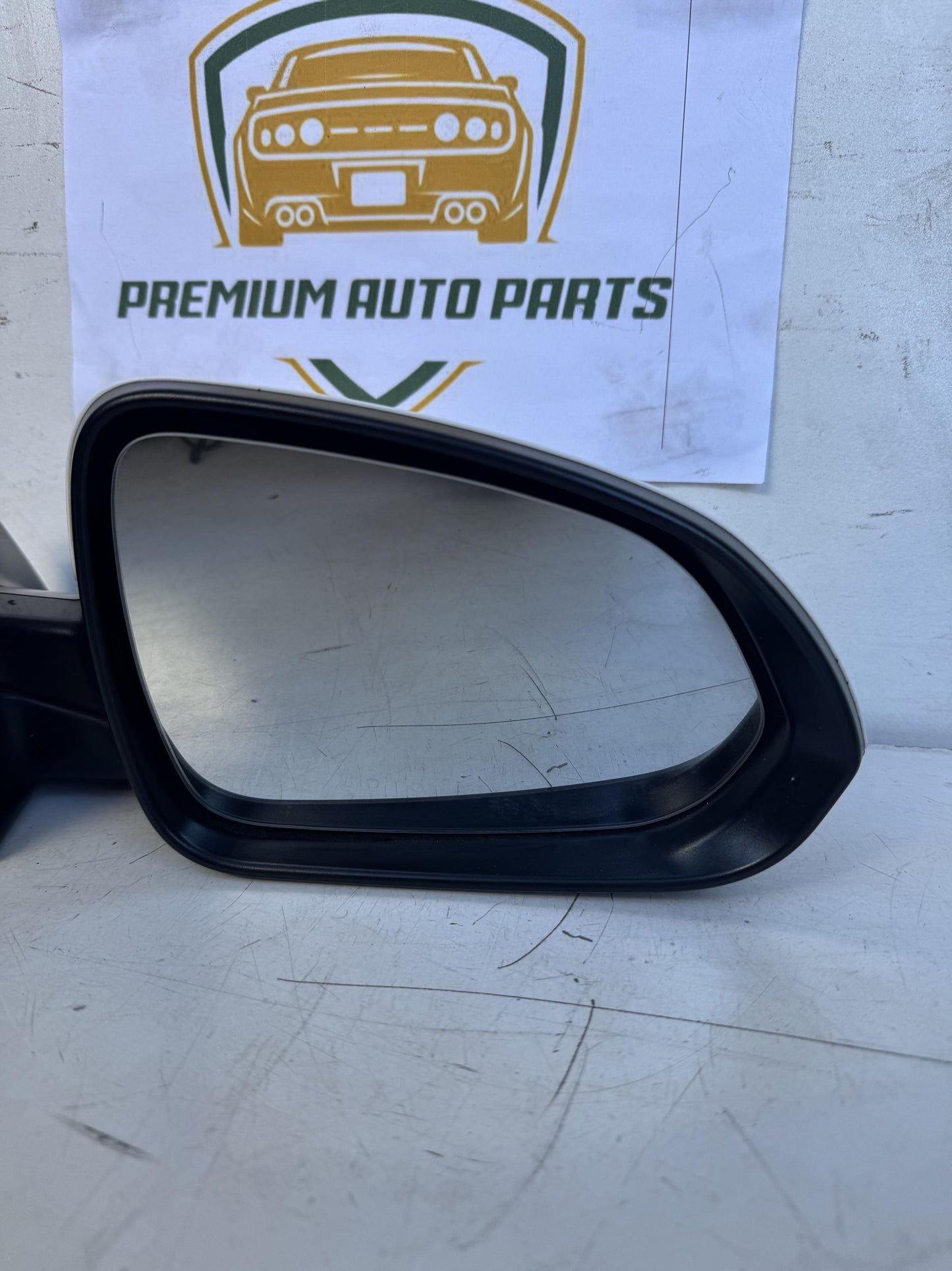 2017  VF Right Door Mirror