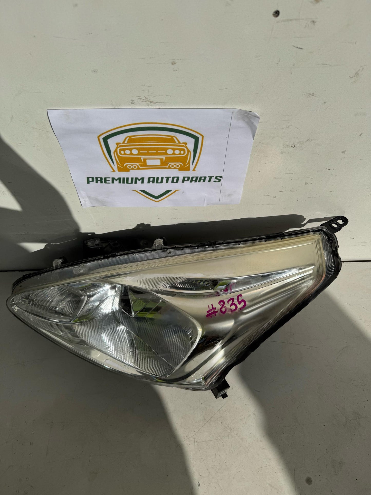 2015   Left Headlight