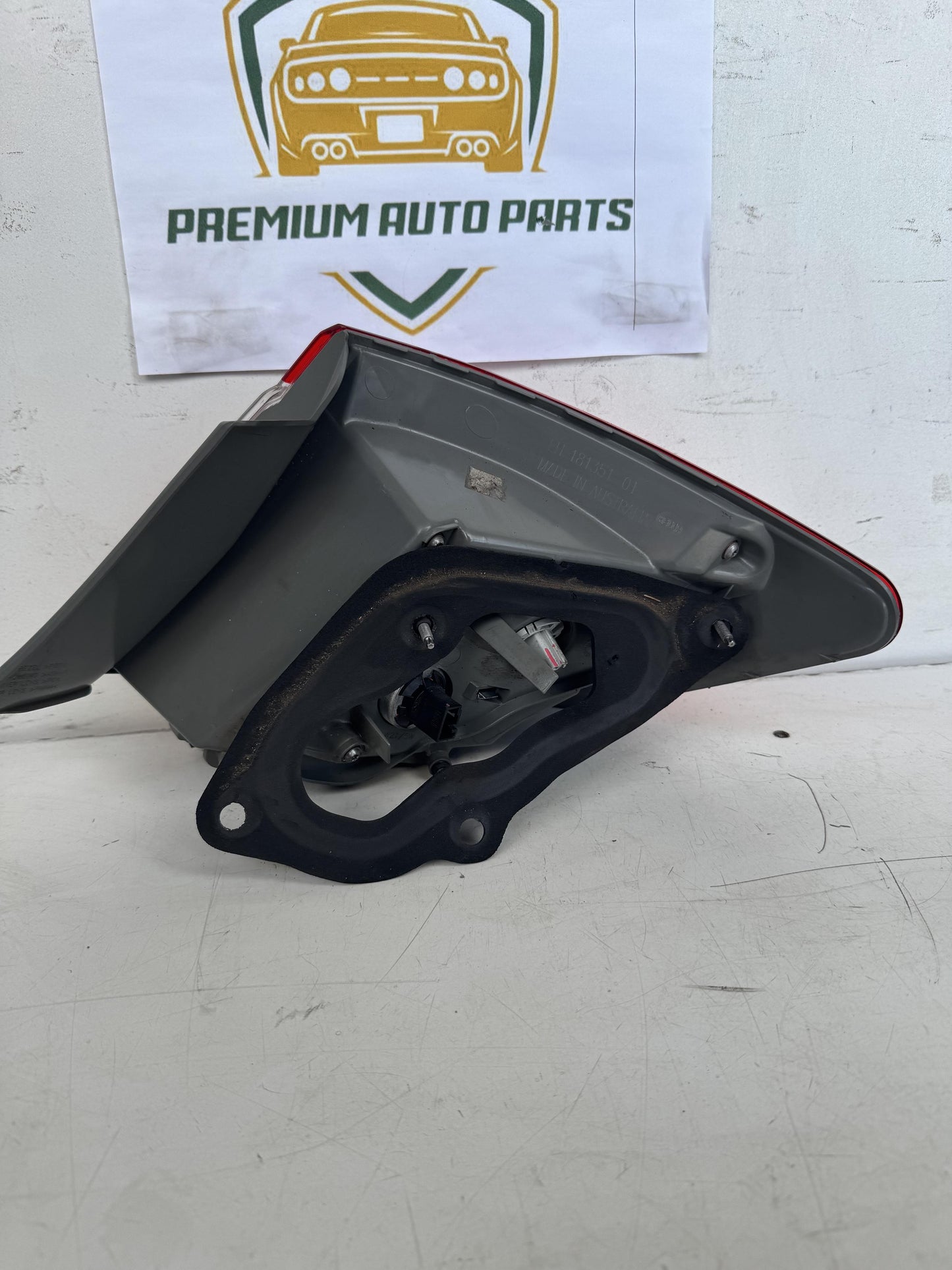 2016   Left Taillight