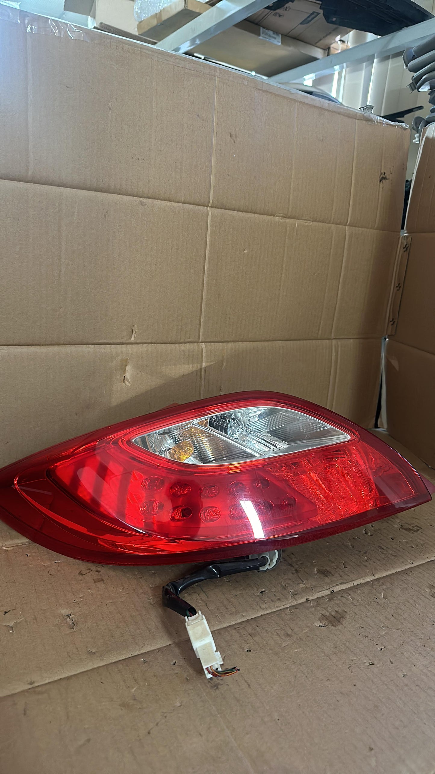 2008   Left Taillight