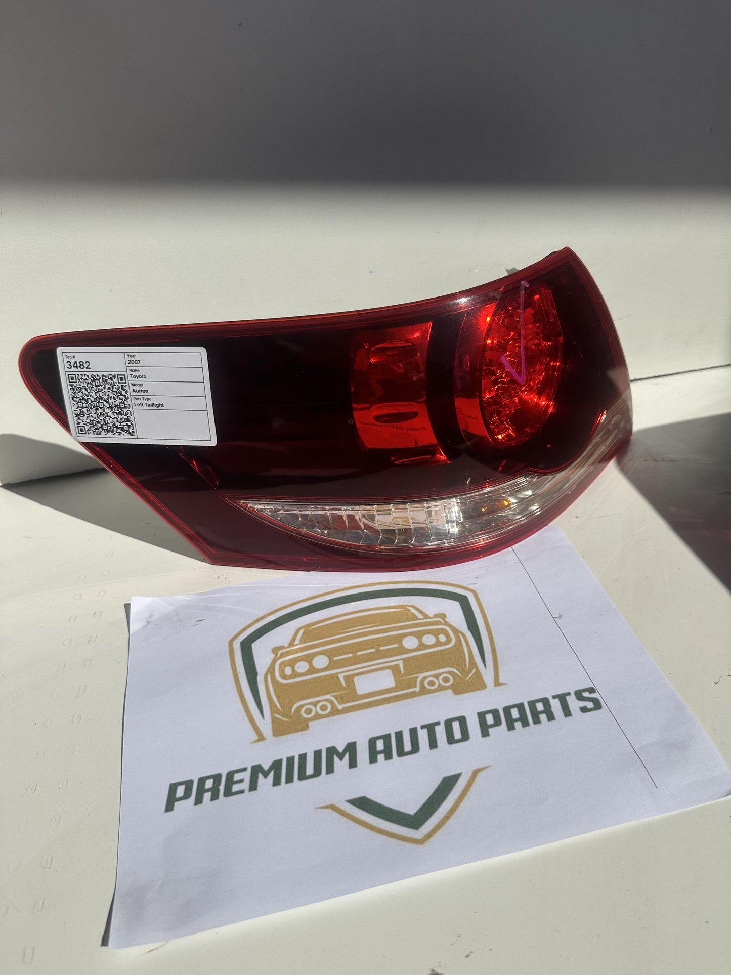 2007  V40 Left Taillight