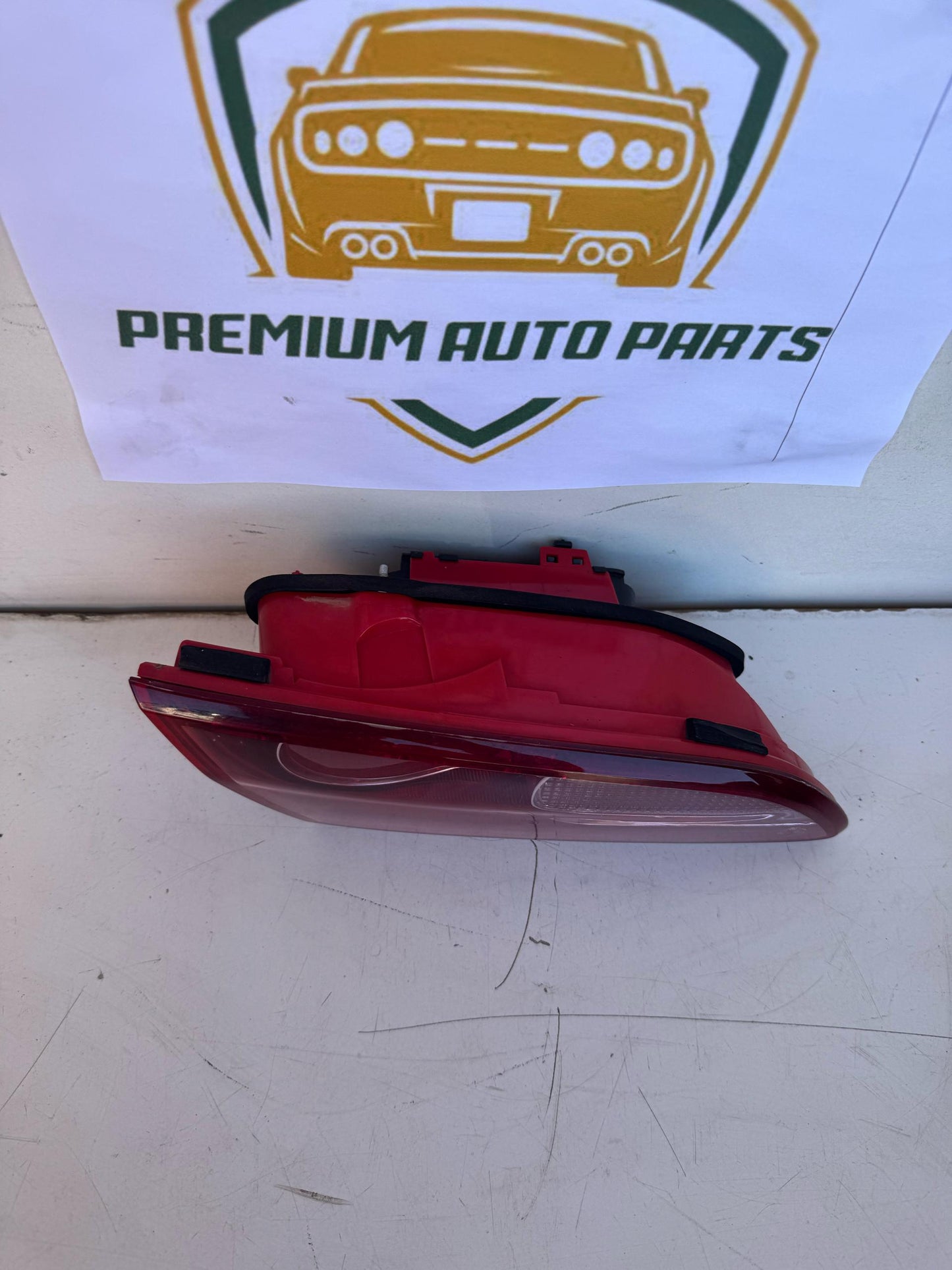 2008 Alfa Romeo 159 Left Boot Light