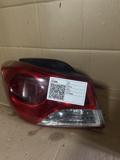 2013  N/A Left Taillight