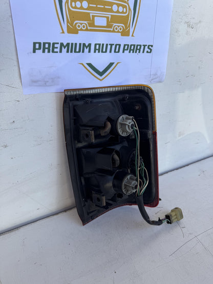 1995   Left Taillight