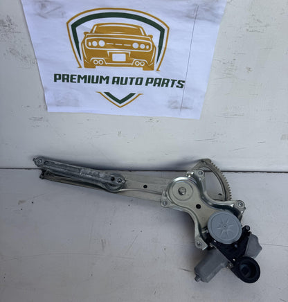 2013  U40 Right Front Window Regulator/Motor