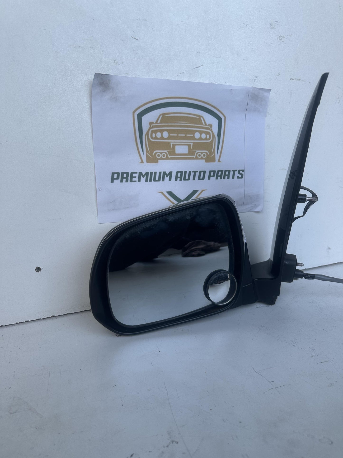 2006  R50 Left Door Mirror