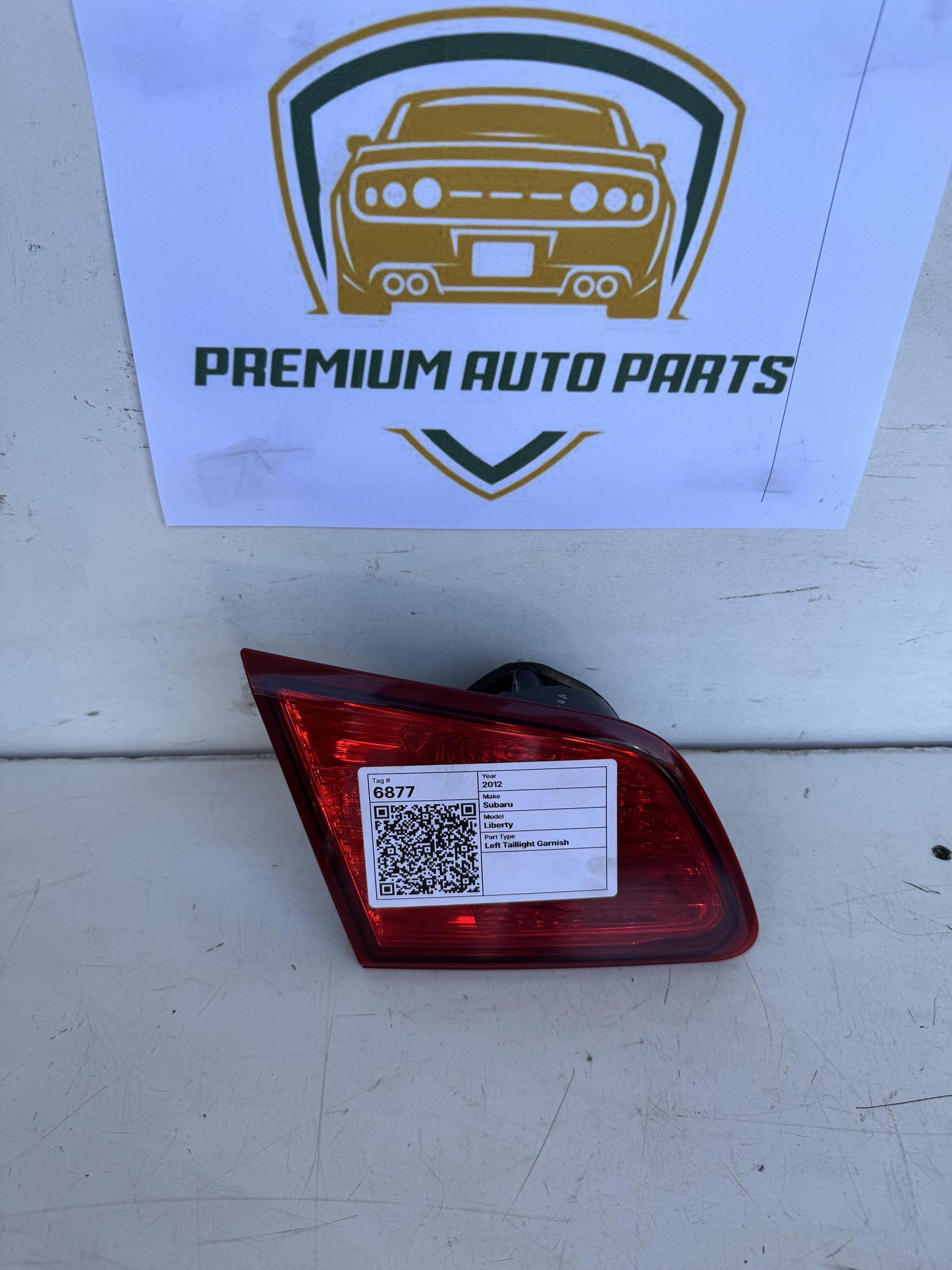 2012  V BM Left Taillight Garnish