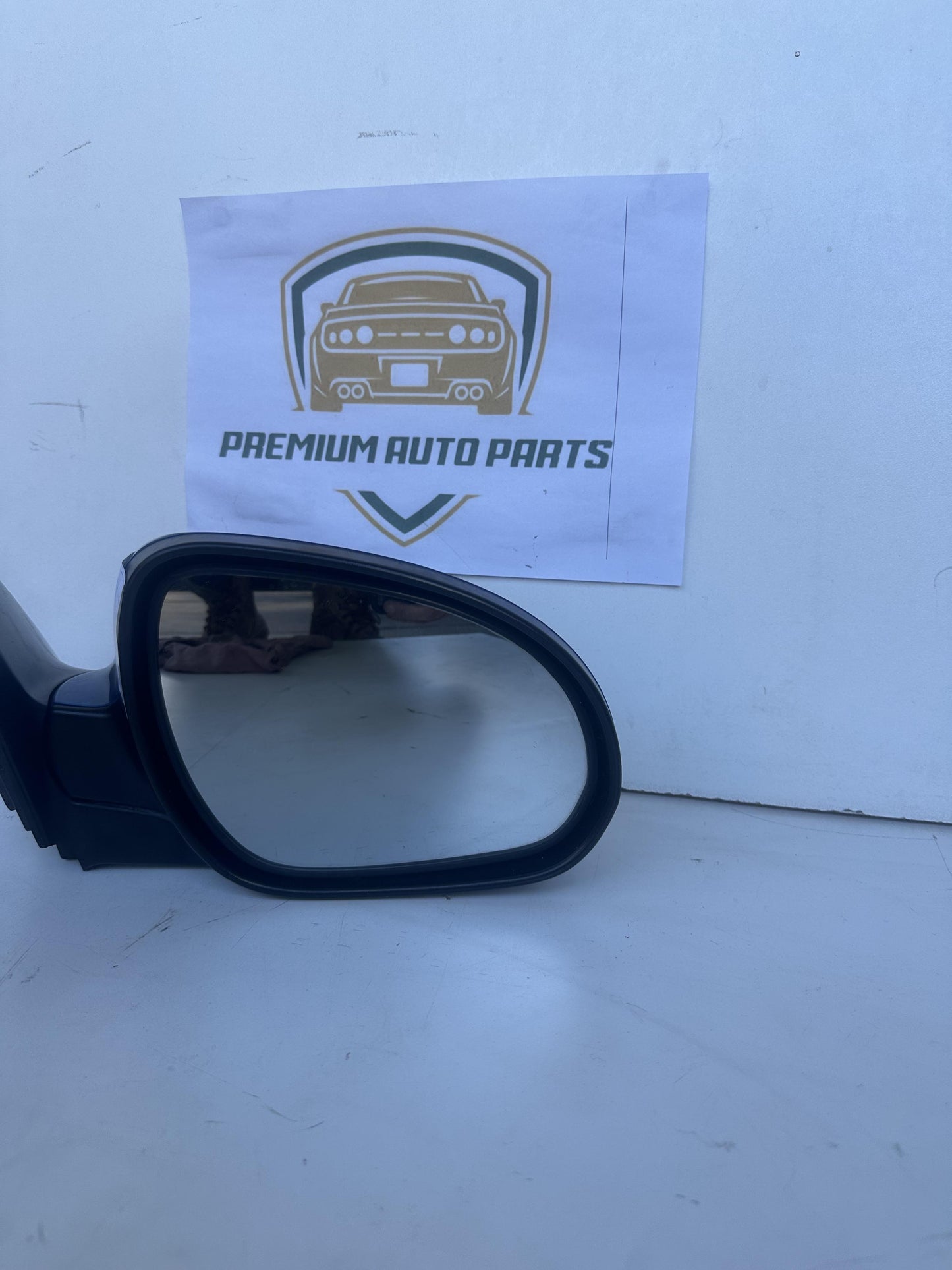 2011  GL(Middle-low grade) Right Door Mirror