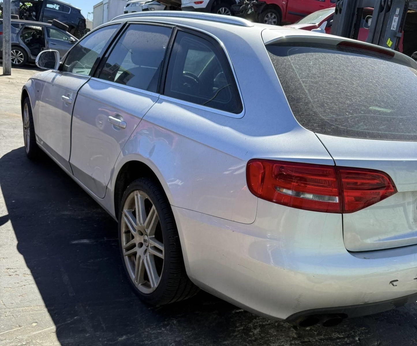 2010 Audi A4  Station Wagon 
Audi
A4