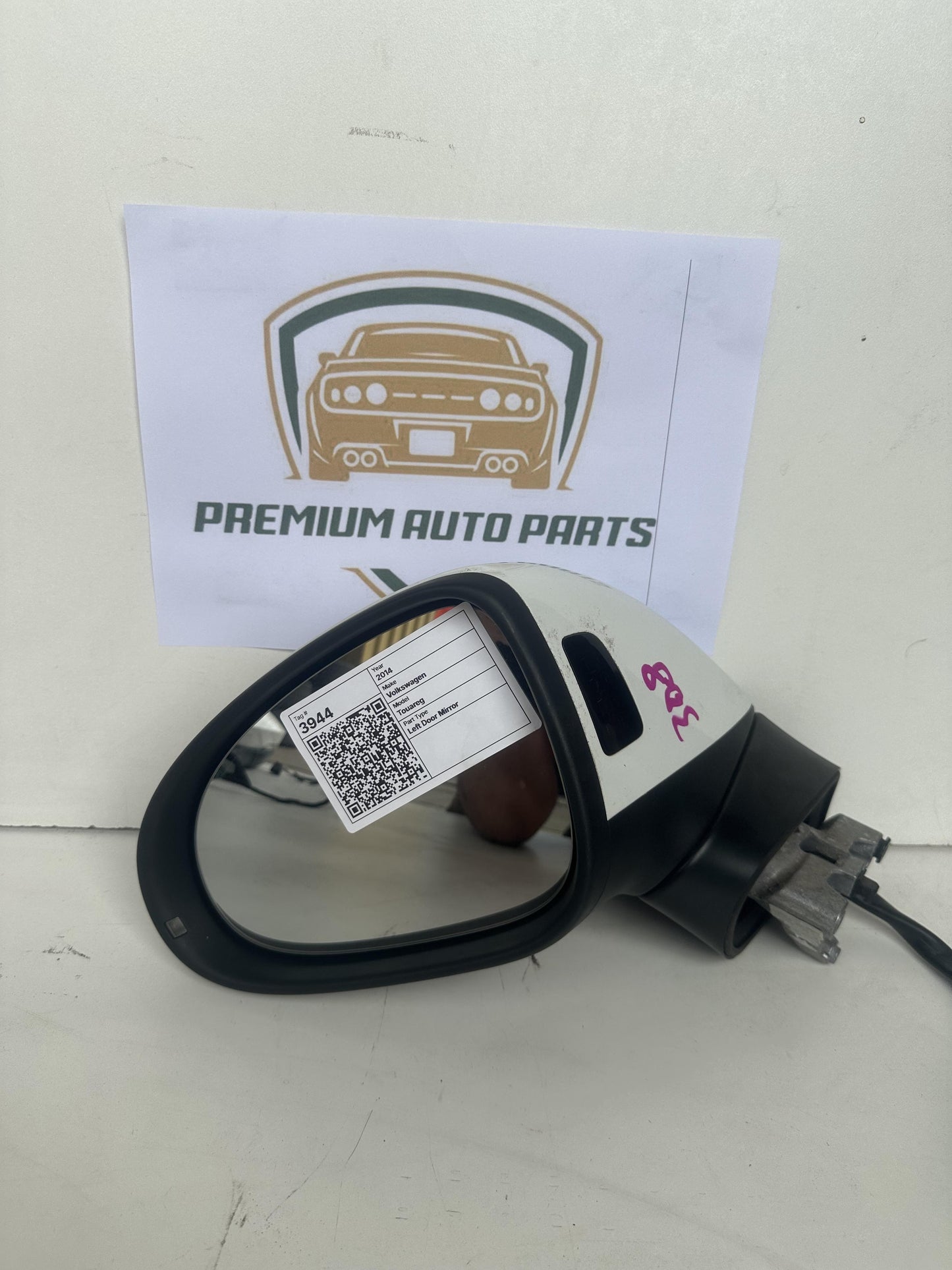 2014  MK2 - 7P Left Door Mirror