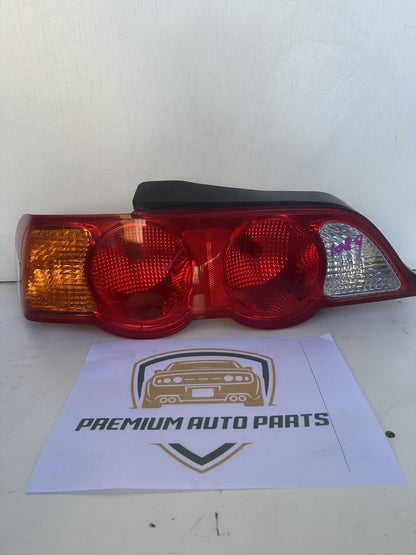 2004   Left Taillight