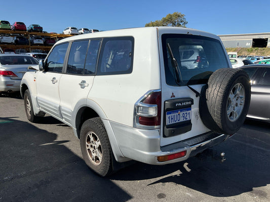 Mitsubishi 
Pajero