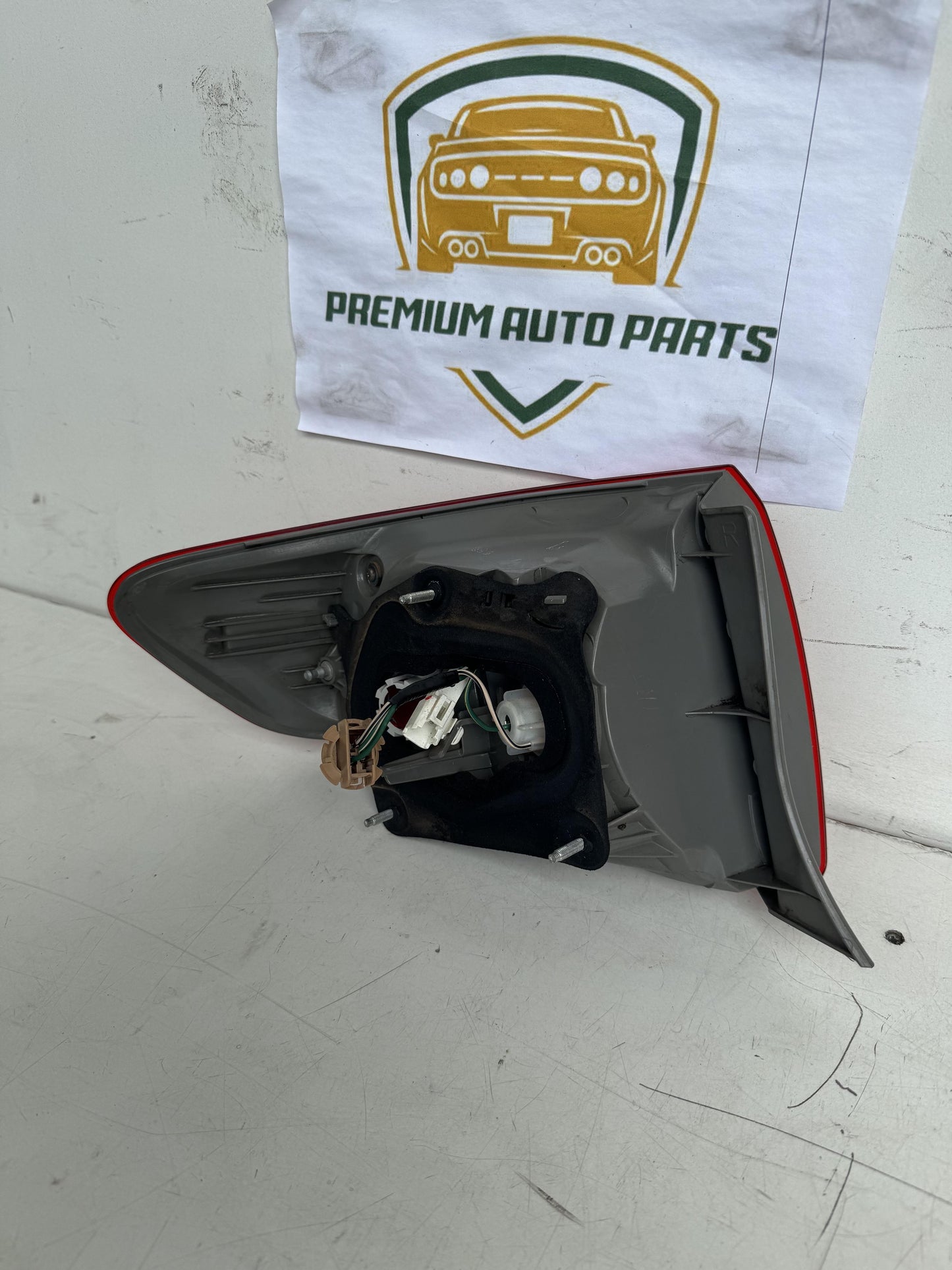 2008   Right Taillight