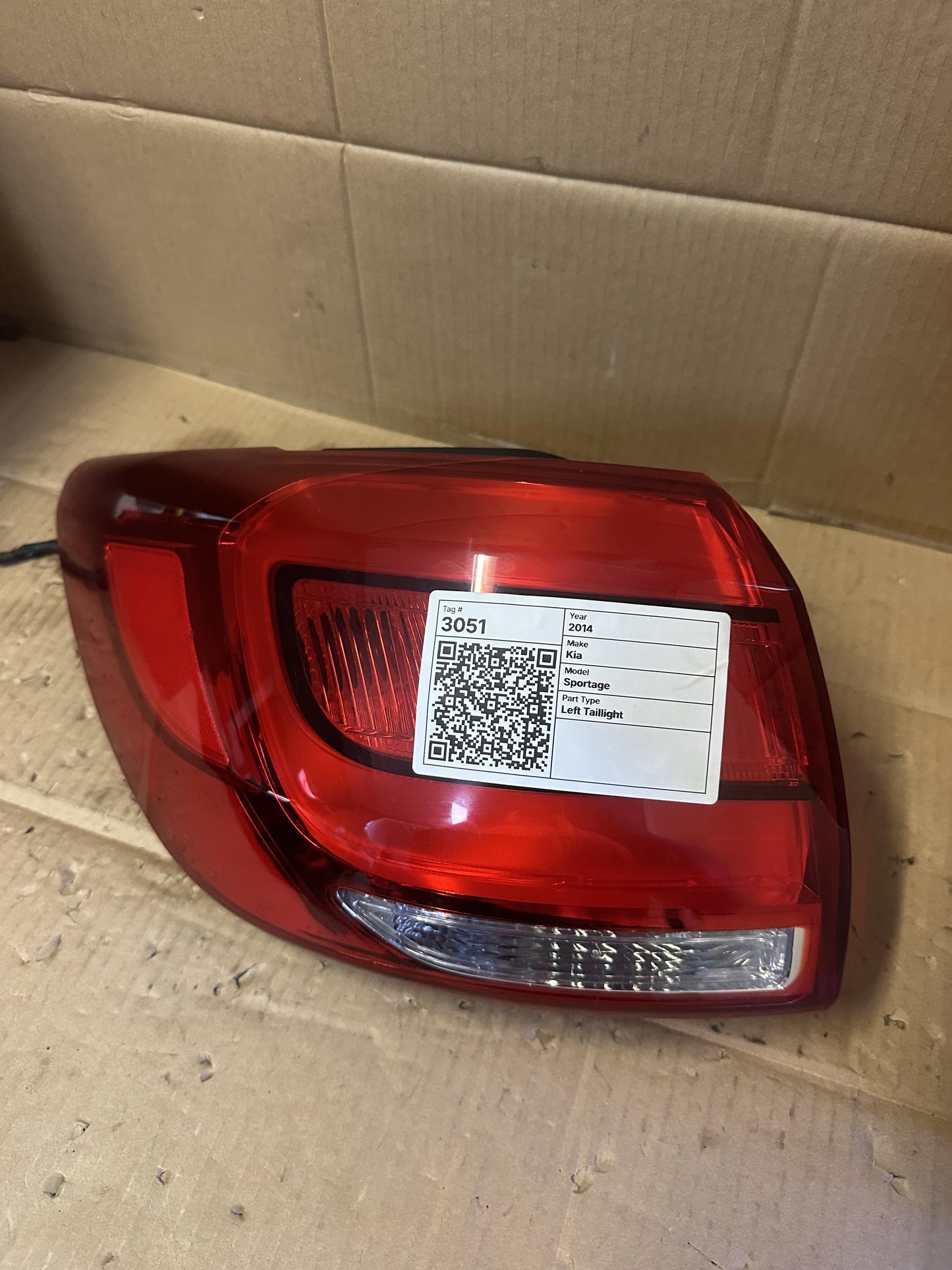 2014  SL Left Taillight