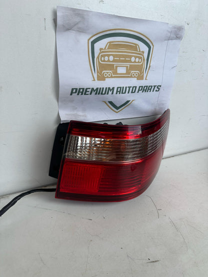 2000 Toyota Camry Right Taillight