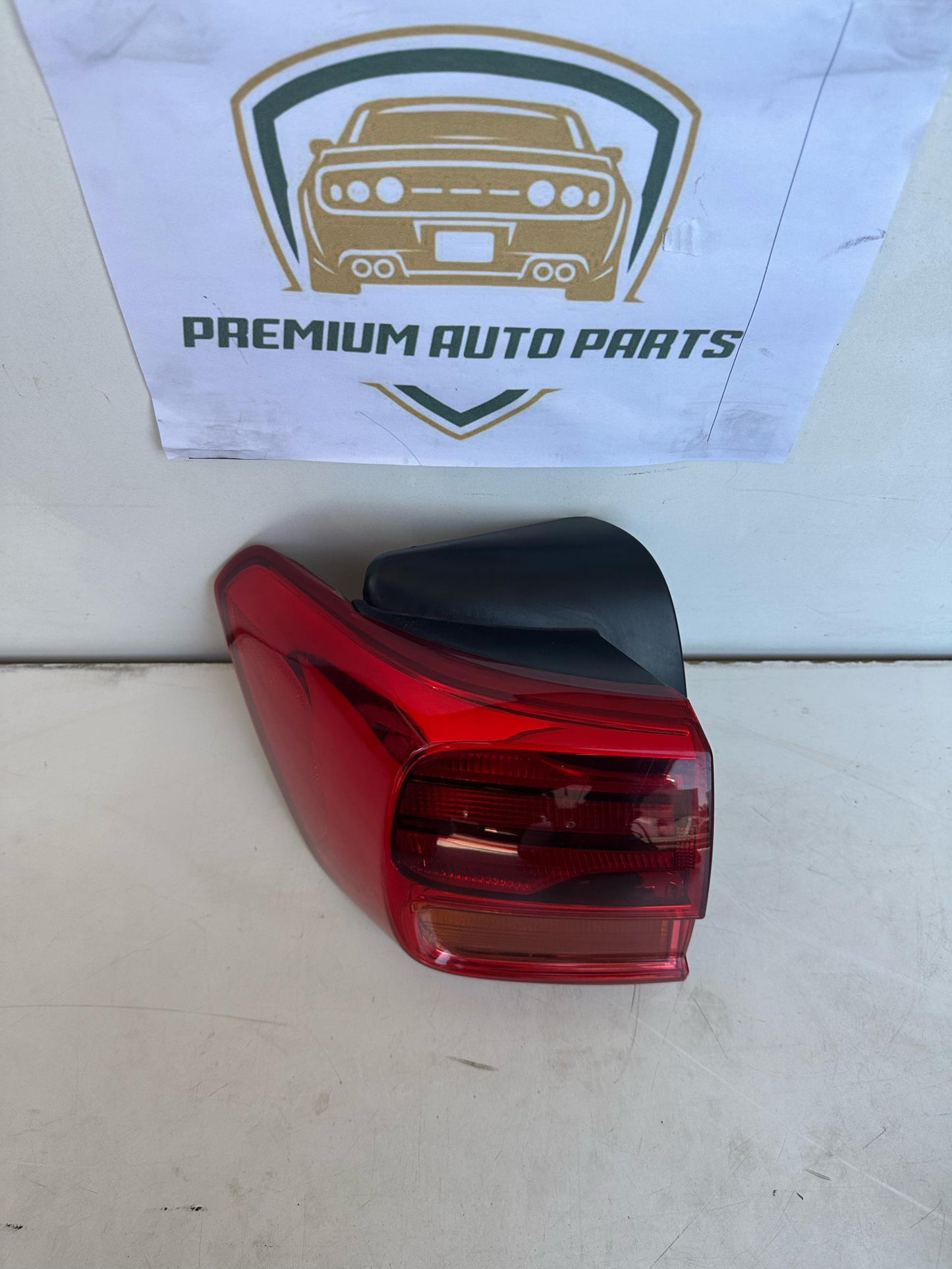 2019 Kia Carnival YP Left Taillight