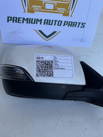 2012  V BM Right Door Mirror