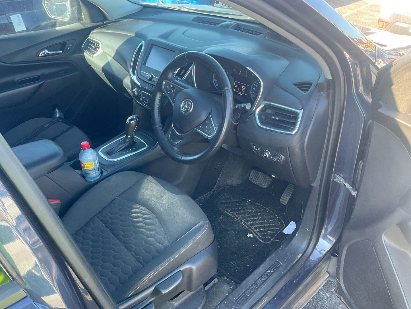 Holden 
Equinox