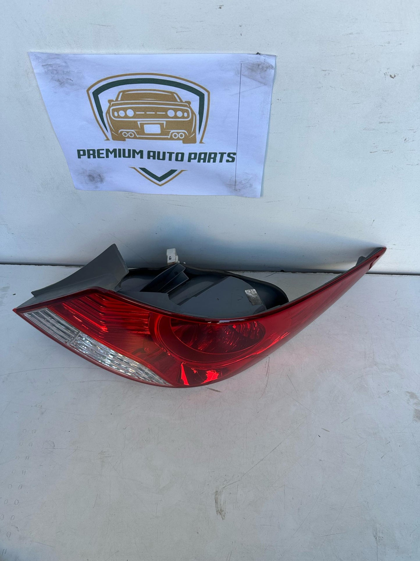 2013 Hyundai Accent Right Taillight